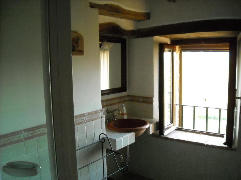 Cascinale La Mimosa Bed and Breakfast Cupramontana Εξωτερικό φωτογραφία