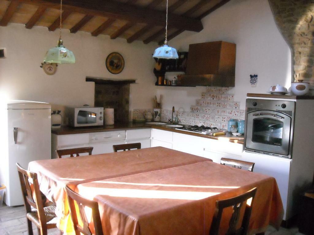 Cascinale La Mimosa Bed and Breakfast Cupramontana Εξωτερικό φωτογραφία