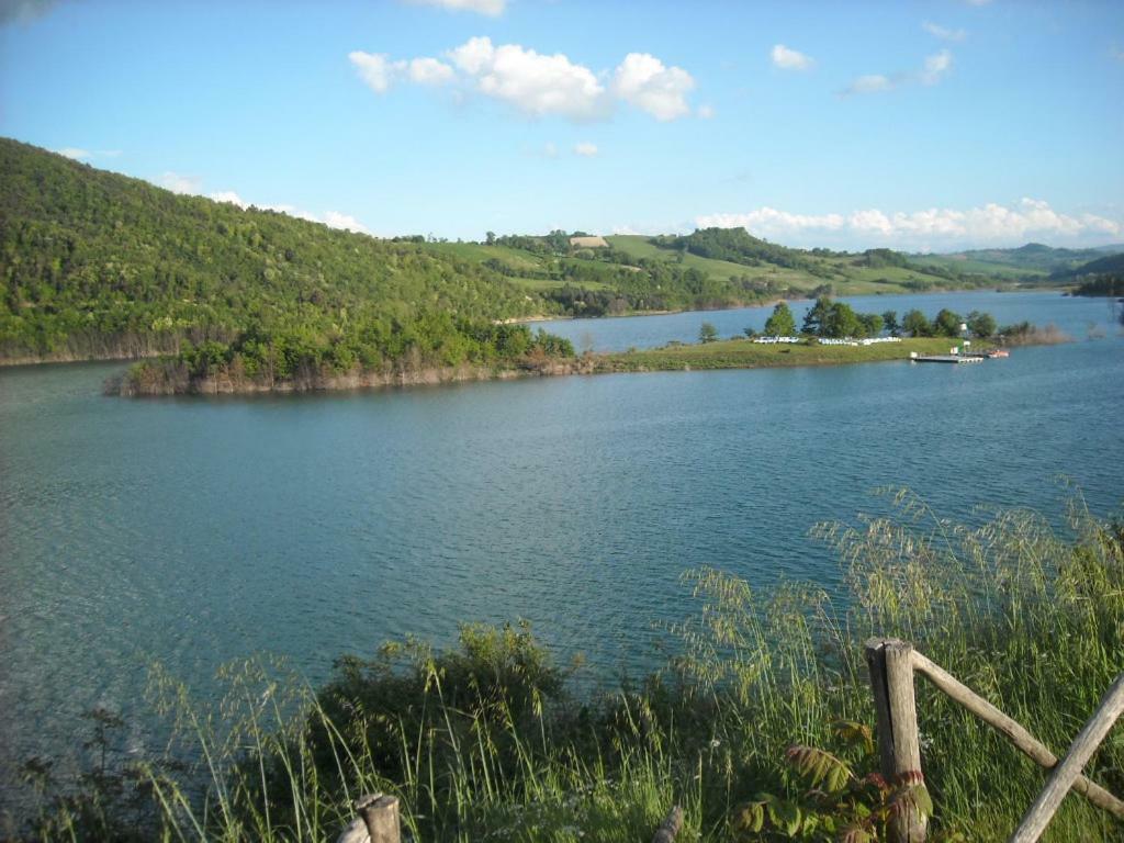 Cascinale La Mimosa Bed and Breakfast Cupramontana Εξωτερικό φωτογραφία