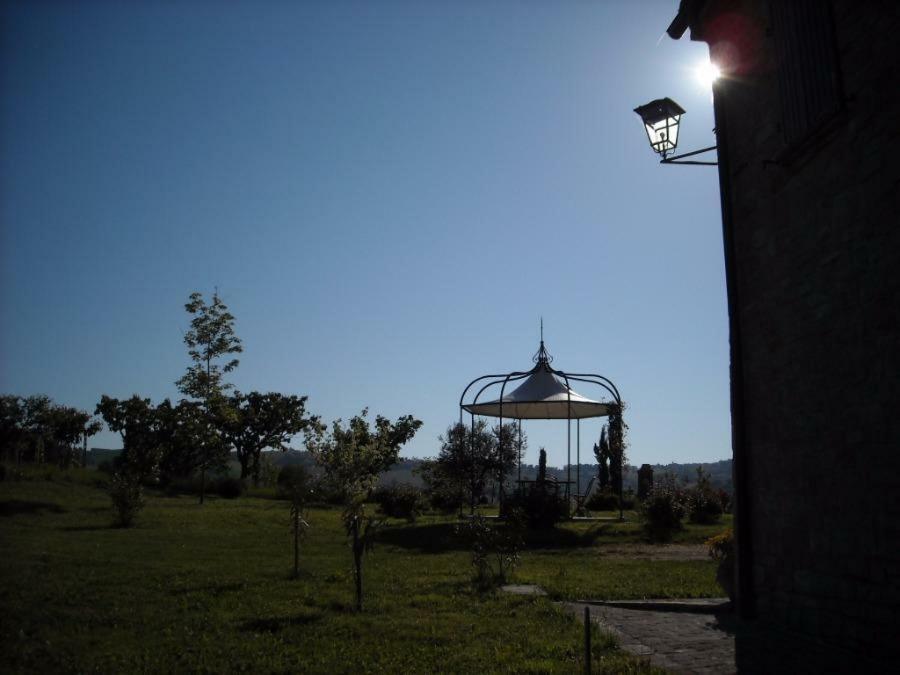 Cascinale La Mimosa Bed and Breakfast Cupramontana Εξωτερικό φωτογραφία